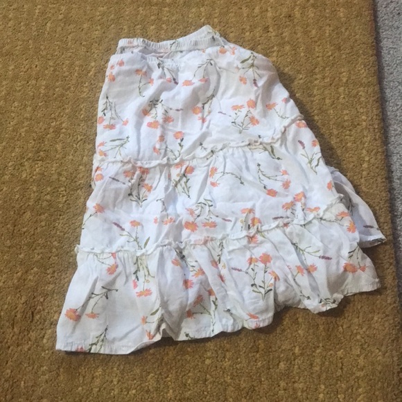 Floral skirt - Picture 3 of 4